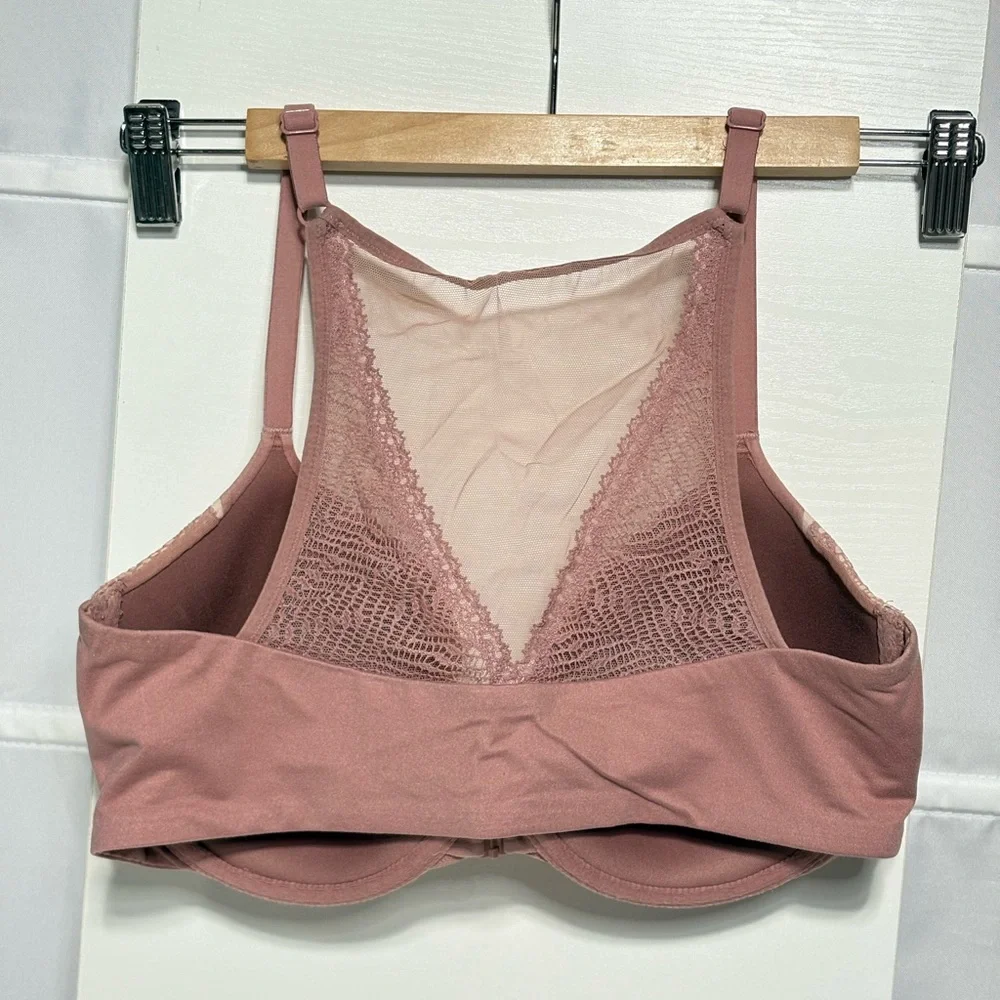 Victoria's Secret Lace Bra in Dusty Rose - Picture 3 of 6
